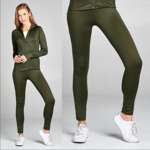Elastic Waistband Solid Green Legging